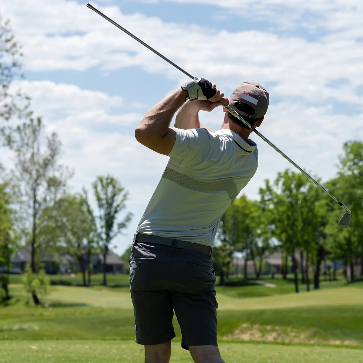Play Golf - Unwind Actively